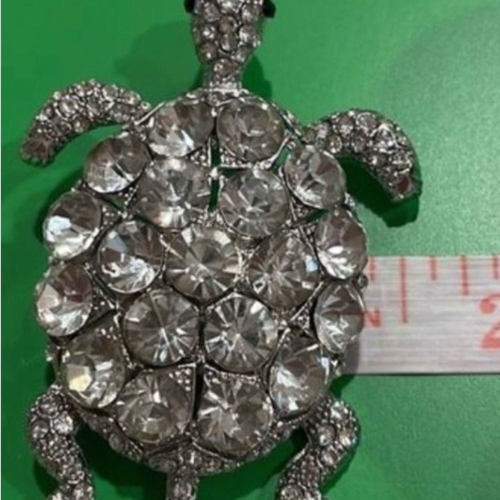 Vintage Sparkling Rhinestone Silver Turtle Brooch - Picture 4 of 5